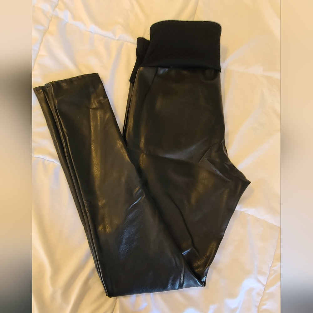 Assets by Spanx pleather leggings black Size L